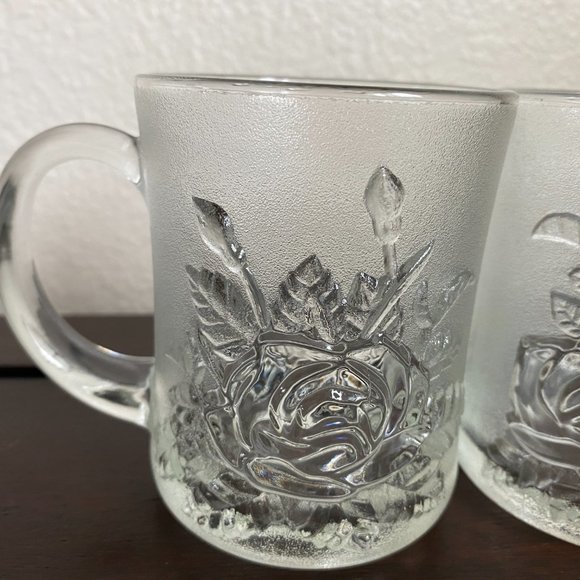 2 Livia Pasari Crystal Clear Mugs Embossed Roses - Picture 3 of 11